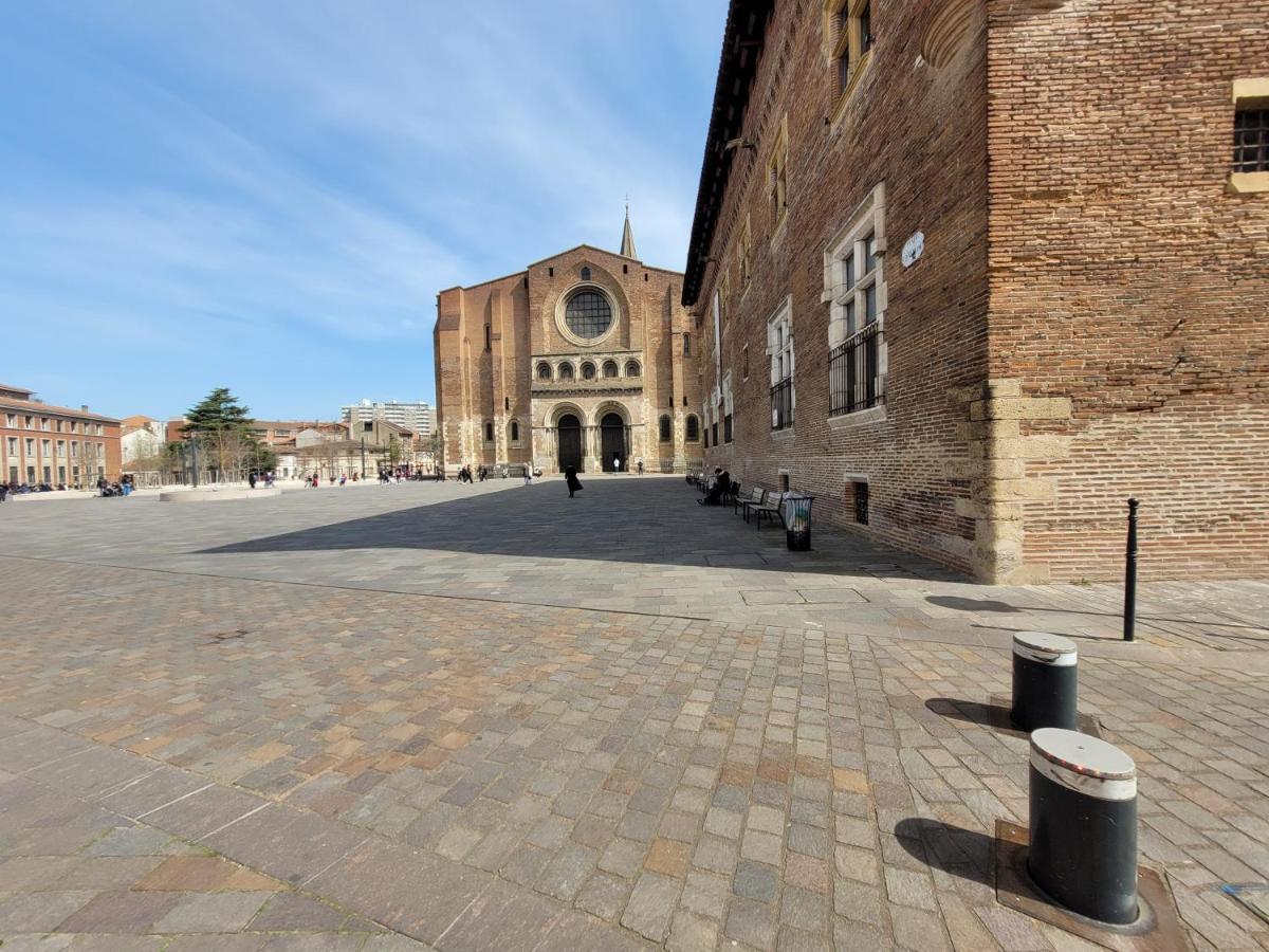 Toulouse - Basilique St-Sernin------- Netflix Kültér fotó
